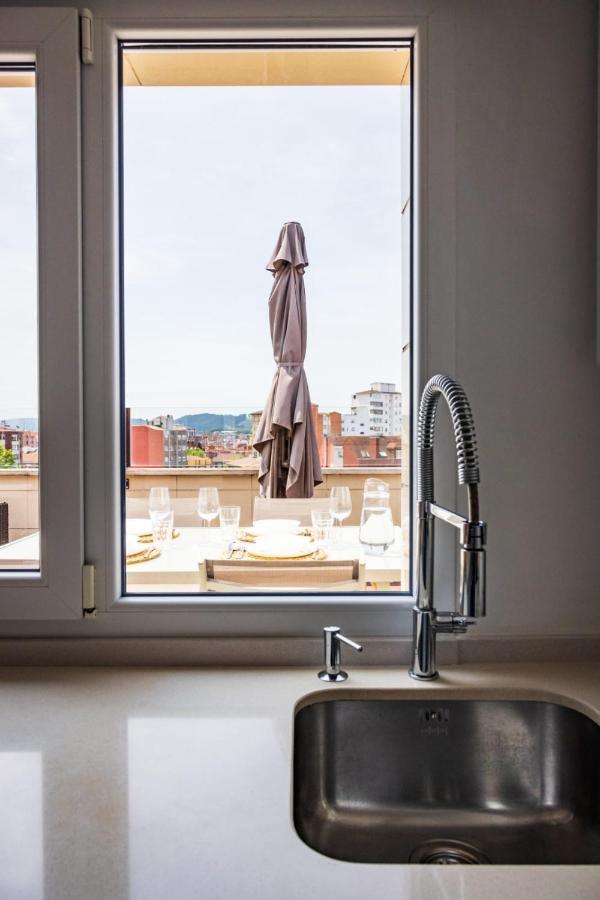 Ferienwohnung Lujoso Atico Entre 2 Playas Con Garaje, Terraza, Vistas Y Wifi Gijón Exterior foto