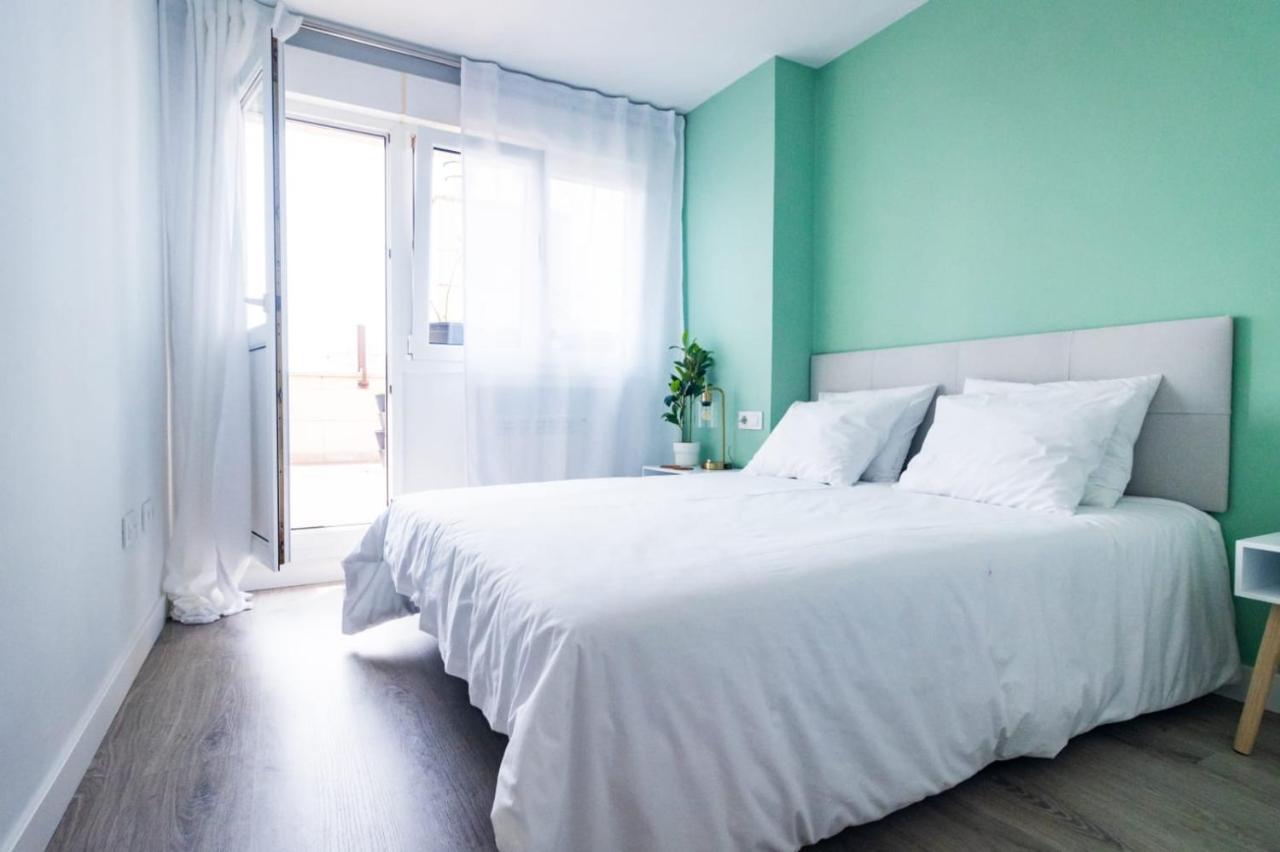 Ferienwohnung Lujoso Atico Entre 2 Playas Con Garaje, Terraza, Vistas Y Wifi Gijón Exterior foto
