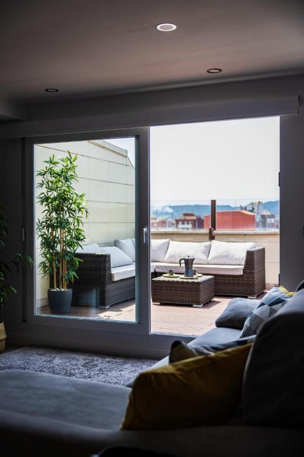 Ferienwohnung Lujoso Atico Entre 2 Playas Con Garaje, Terraza, Vistas Y Wifi Gijón Exterior foto